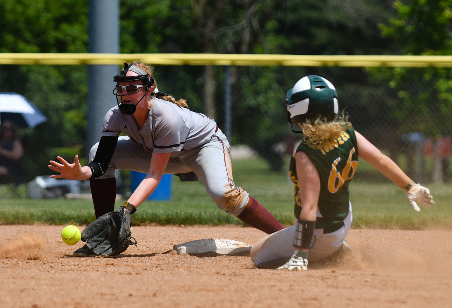 Class 2A East Peoria Super-Sectional: Rockridge vs. St. Bede